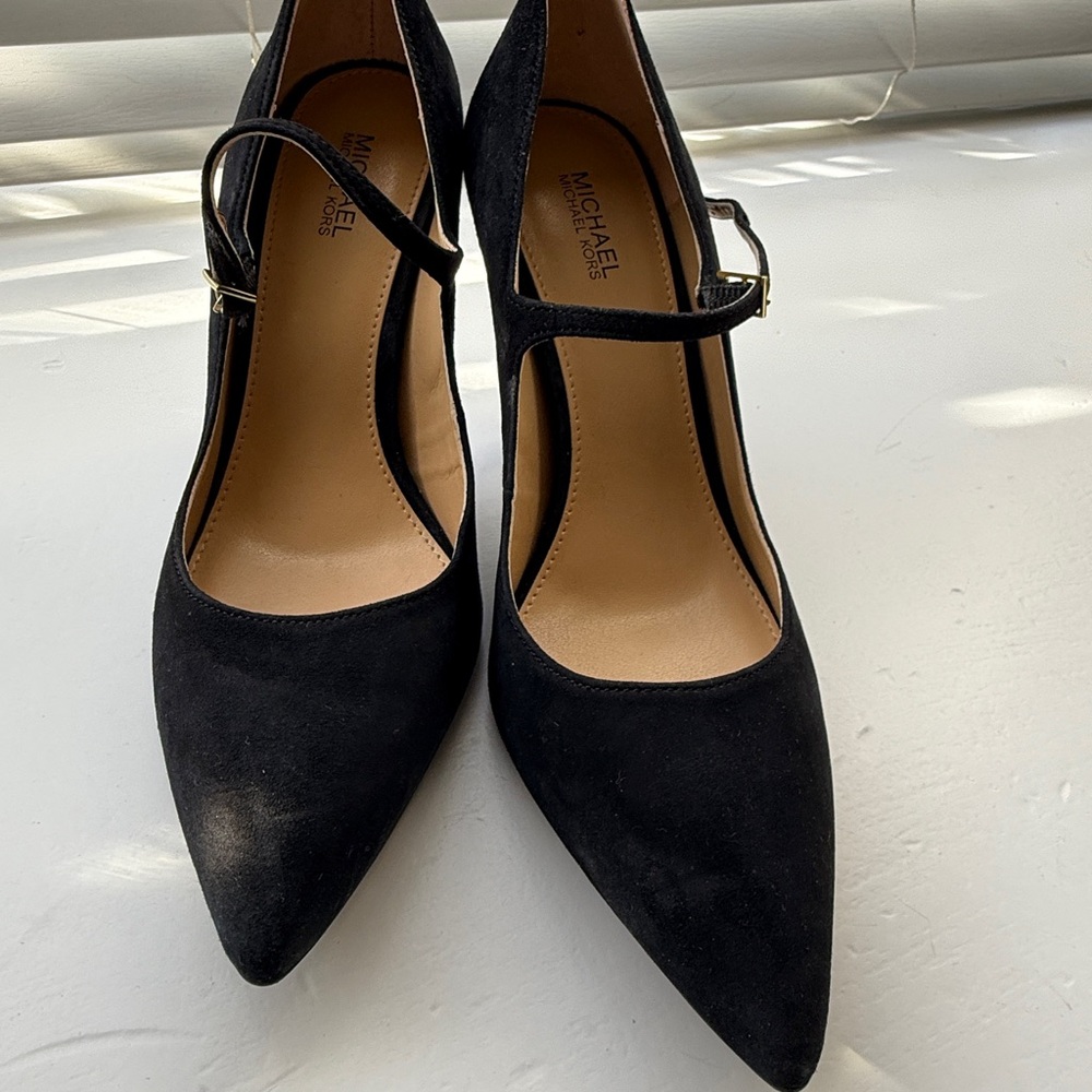 MICHAEL Michael Kors Suede Black Heels